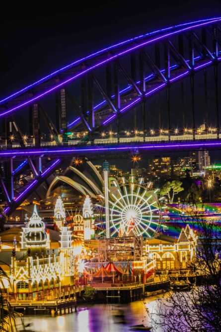VIVID SYDNEY 2 / TAM SCHILLING