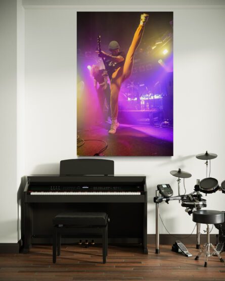 EAT YOUR HEART OUT / AMPLIFIER / ADRIAN THOMSON - Image 2