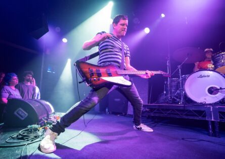 ASH 2 / THE GOV / MICHAEL SELGE
