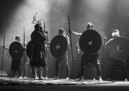 HEILUNG 3 / ADELAIDE ENTERTAINMENT CENTRE / MICHAEL SELGE