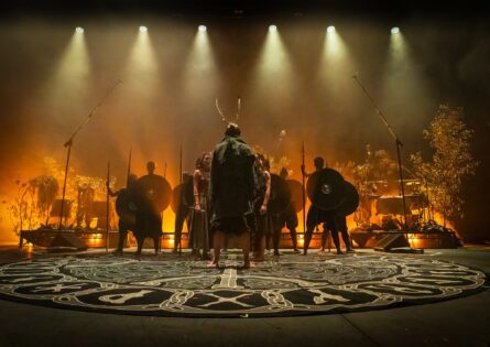 HEILUNG 5 / ADELAIDE ENTERTAINMENT CENTRE / MICHAEL SELGE