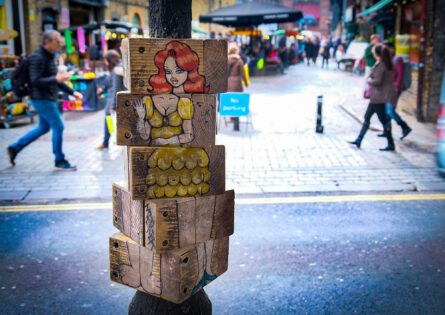 CAMDEN STREET ART / ROB MEZZATESTA
