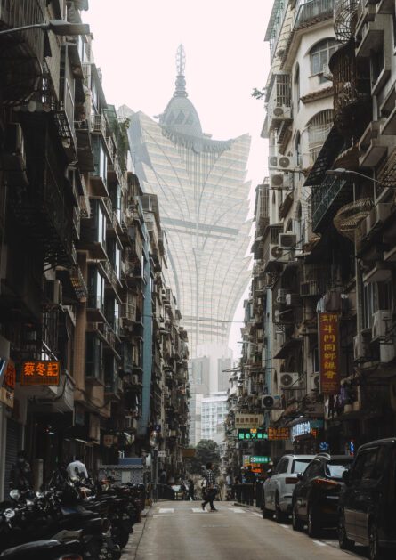 GRAND LISBOA MACAO / TAMMY CHOO